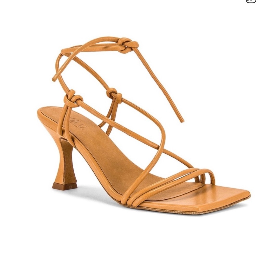 Toral honey leather summer sandal - never been worn